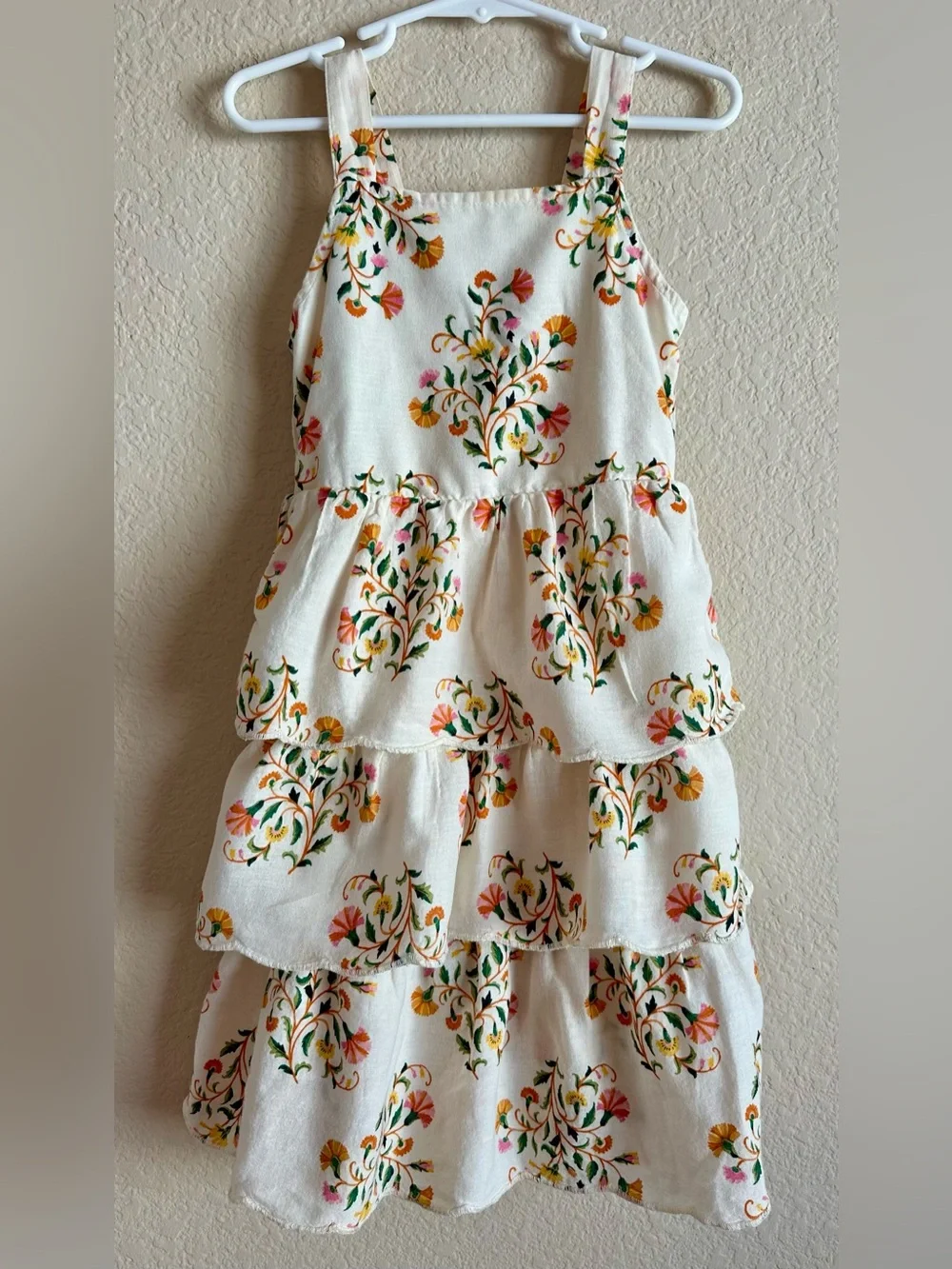 Old Navy Girls Dress XS Sleeveless Tiered Floral Sleeveless Cream Garden Girl